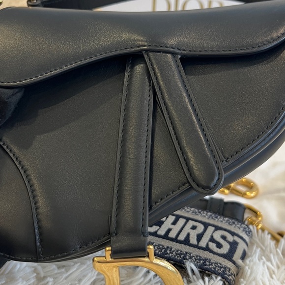 Authentic Christian Dior Mini Saddle bag in Black Calfskin Leather - Picture 7 of 14